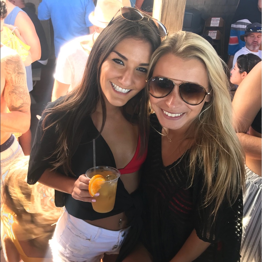 Meet your Posher, Cassicassie